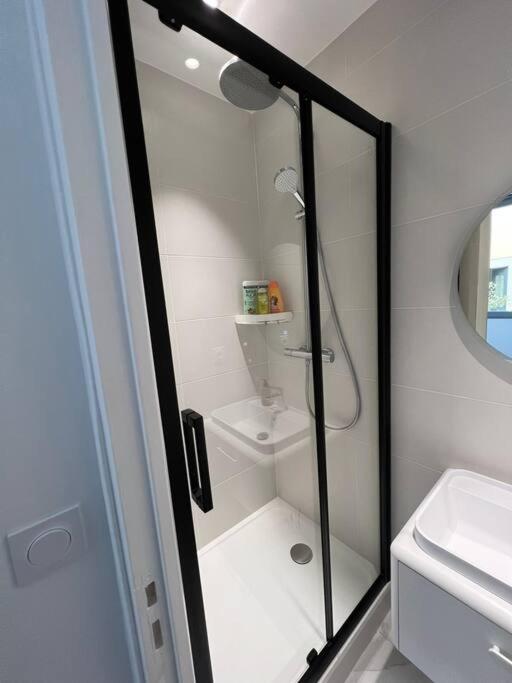 AsnièresCosy Flat For 6 People #2公寓 外观 照片
