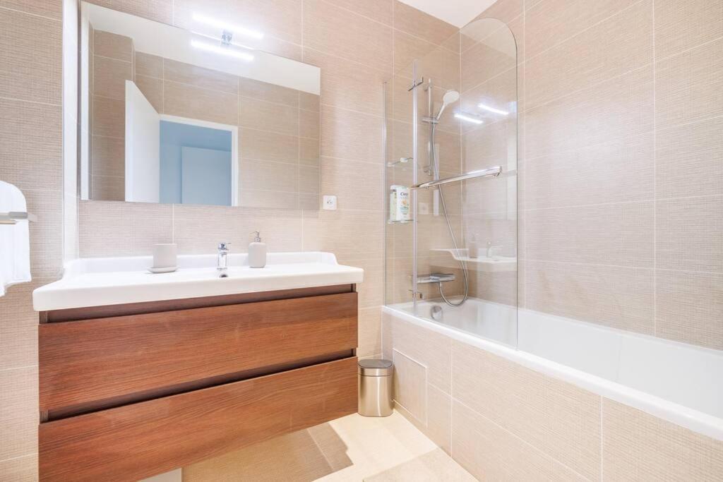 AsnièresCosy Flat For 6 People #2公寓 外观 照片
